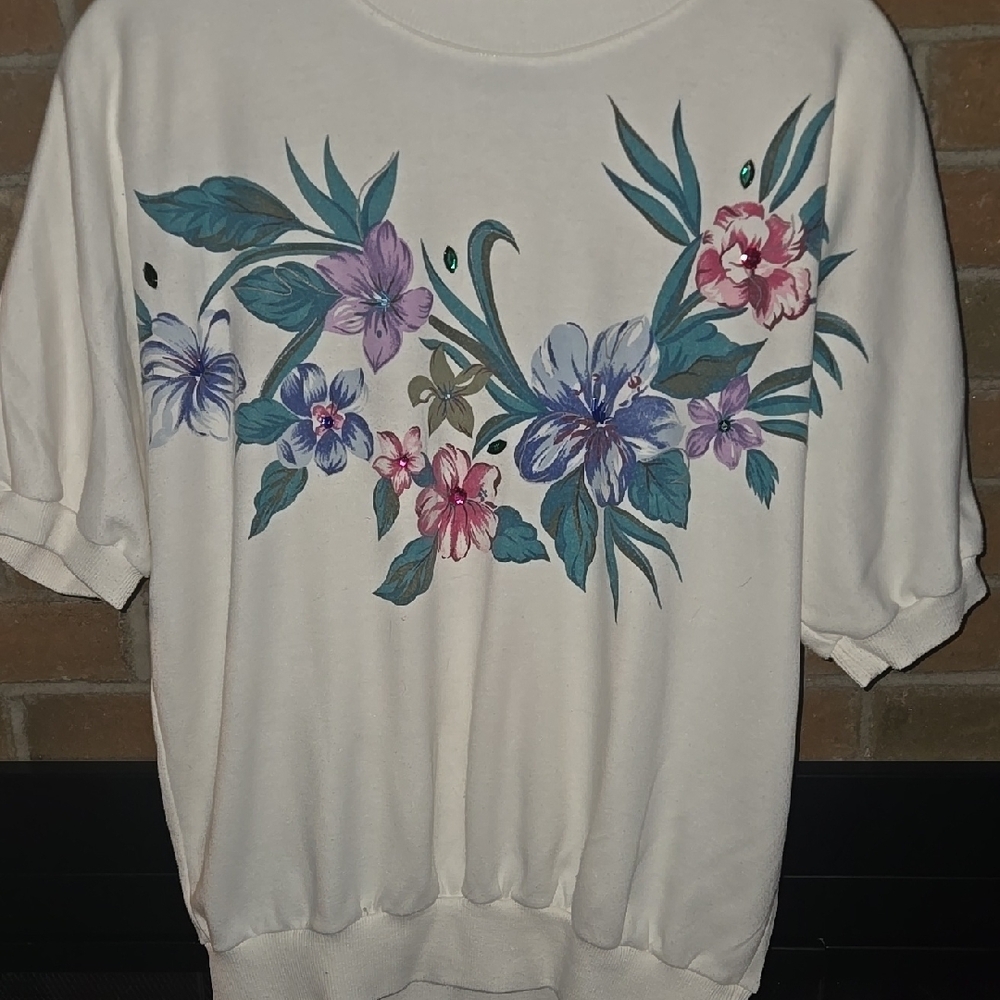 Alfred Dunner Green and White Short Sleeve Boxy Sweatshirt